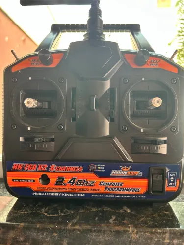 Radio controle aeromodelo