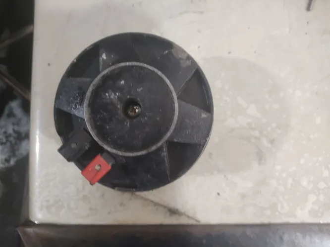 Selenium D250 8 ohms 