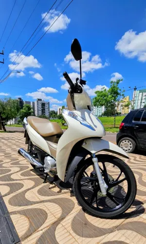 Honda Biz 125 2023 | 6.285 km | Único Dono | Estado de Zero