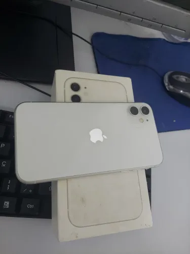 IPhone 11 64 gb impecável aceito cartão