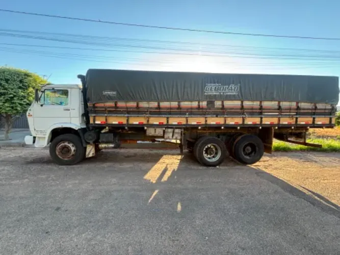 CAMINHÃO TRUCK