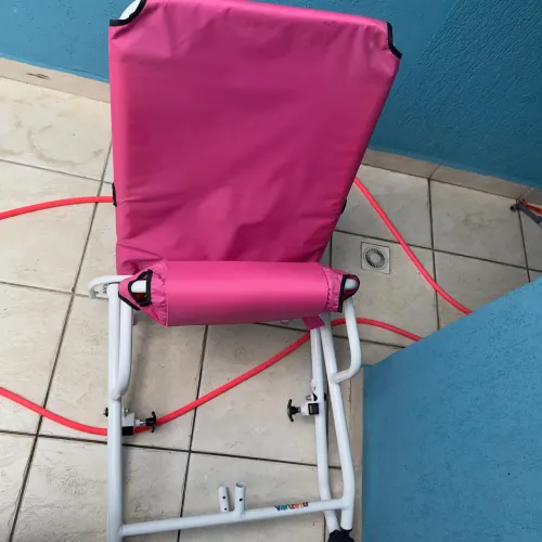 Cadeira de banho tipo maca vanzetti rosa