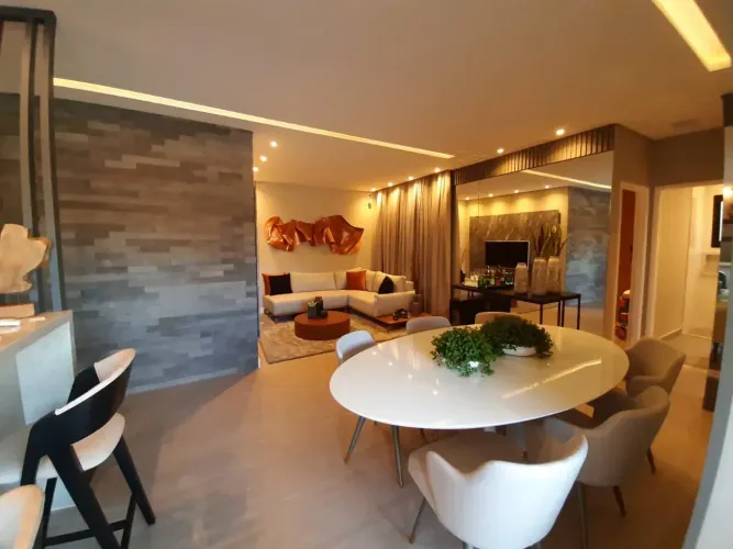 Apartamento para venda tem 82 metros quadrados com 2 quartos