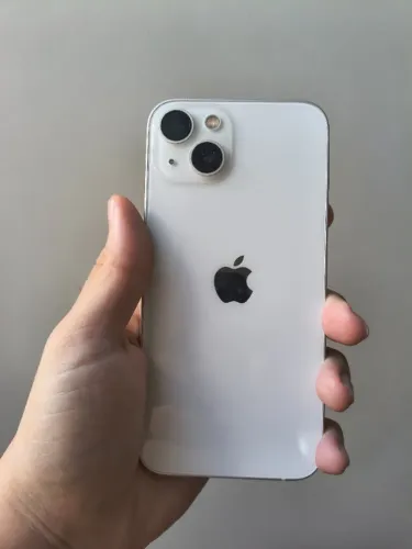 iPhone 13 128GB (Cabo e caixa original)
