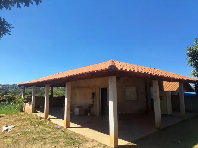 Vendo ou troco chacara bananal ipero