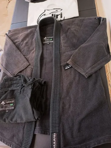 Kimono vulkan pro alliance a2 usado Jiu-Jitsu