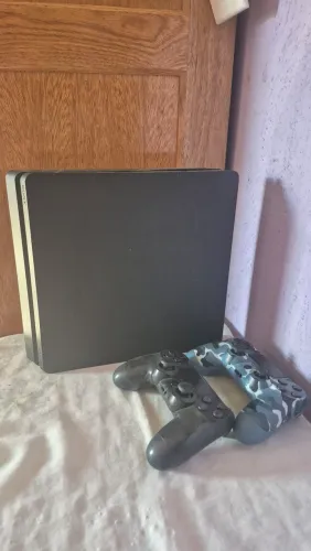 Vendo ps4 usado