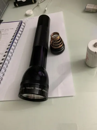 Lanterna Maglite Original USA - Usada pela Polícia Americana