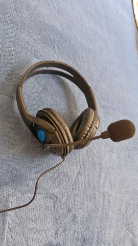 Fone de ouvido com microfone 