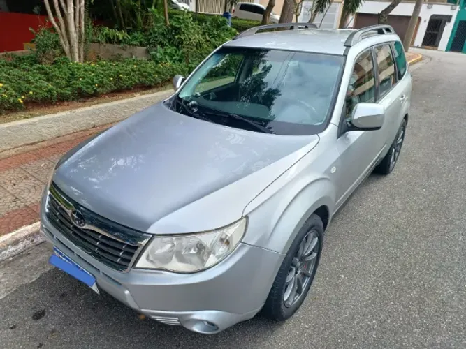 Subaru Forester 2.0/2.0 S 4X4 Aut. 2010