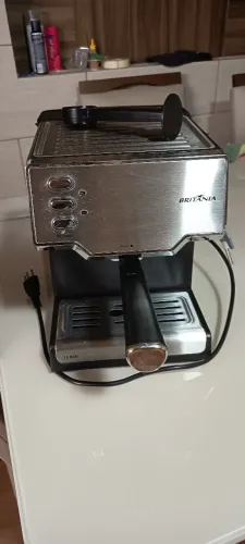 Cafeteira espresso britania bf33 com moedor elétrico oster 