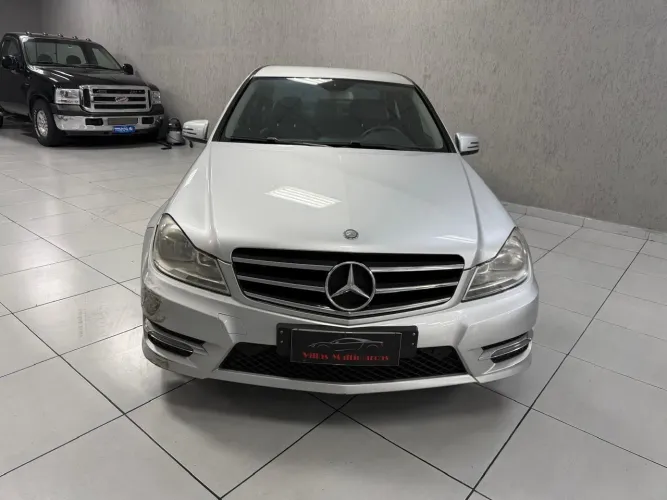Mercedes-Benz C-180 CGI Sport 1.6 TB 16V 156cv Aut. 2014
