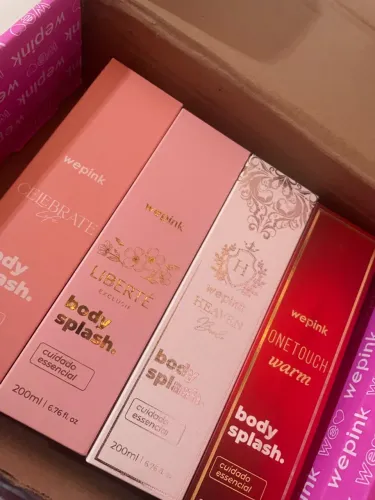 Perfumes e body splash da Virgínia 