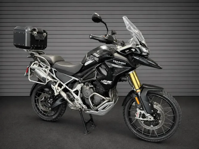 Triumph Tiger 1200 rally pro 2022