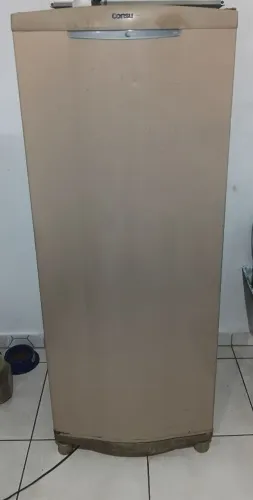 Vende se geladeira consul