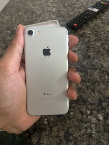 iPhone 7