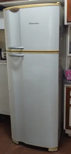 DOA-se geladeira usada