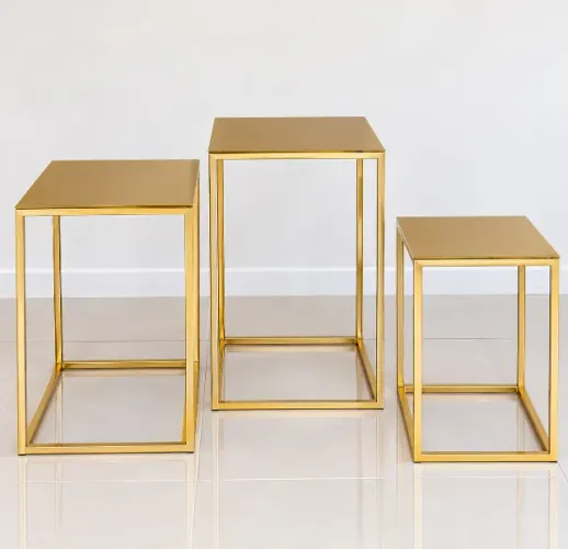 Trio de mesas cubo de ferro pegue e monte