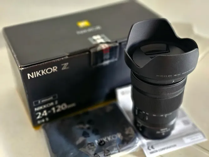 Nikon 24-120 F4 S