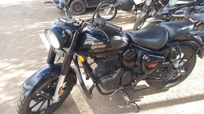 Royal Classic 350