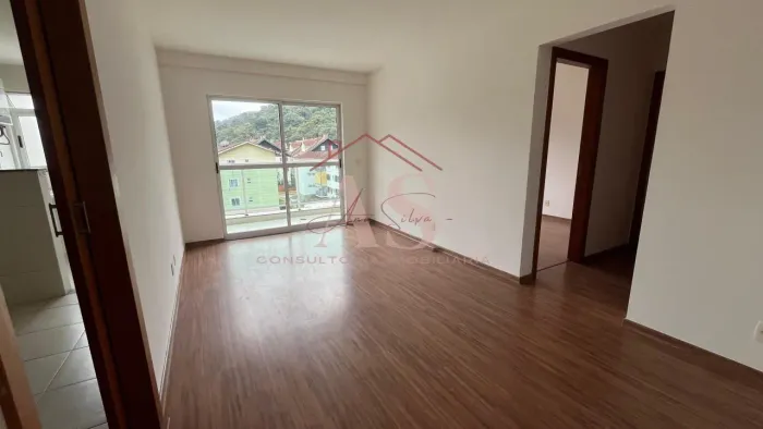 Apartamento para Locação em Teresópolis, Várzea, 2 dormitórios, 1 suíte, 1 banheiro, 1 vag
