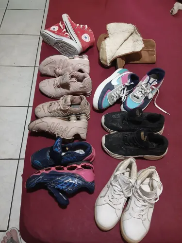 Lote tênis bota 8 peças número 34 dois 35 três 37 três obs só vendo juntos não insista 