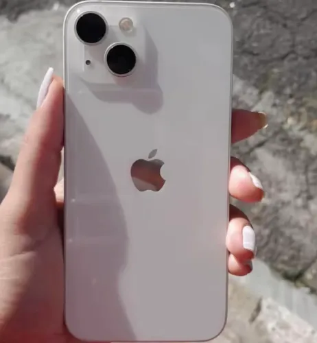 iPhone 13 branco