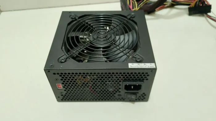 Fonte PC Gamer Seventeam 550w