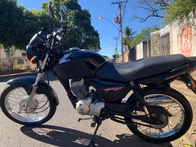 Vendo Titan ES 2008 com IPVA PAGO!