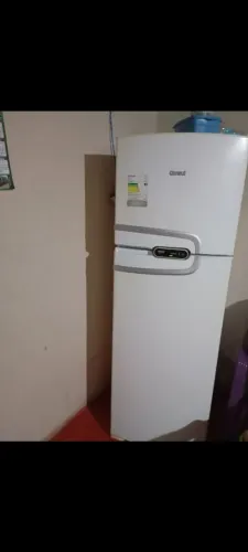Geladeira consul fros free semi novo com baixo consumo 41 kwh por mês nova
