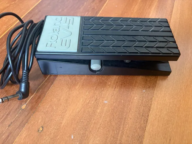 Pedal de expressão roland Es5