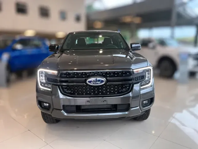 Ford Ranger Black 2.0 4X2 CD TB Diesel Aut. 2027