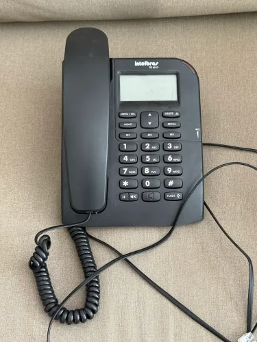 Telefone fixo TC 60 ID Preto Intelbras com Display 