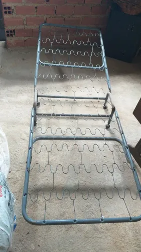 Cama de mola de abrir de solteiro