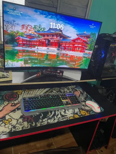Monitor Gamer AOC Agon Curved, 31.5 Polegadas, LED, 165hz 