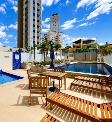 Apartamento com 3 quartos sendo 1 suíte, área gourmet, 2 vagas para alugar, 81 m² por R$ 6