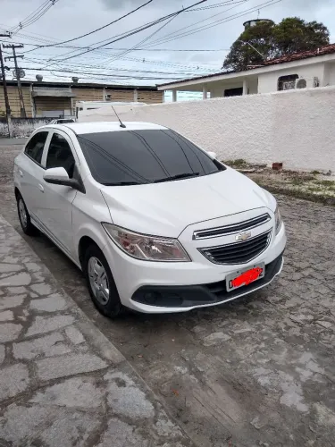 Chevrolet Onix Hatch LT 1.0 8V Flex Power Mec. 4P 2013