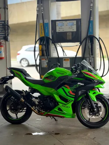 Kawasaki Ninja 500 SE