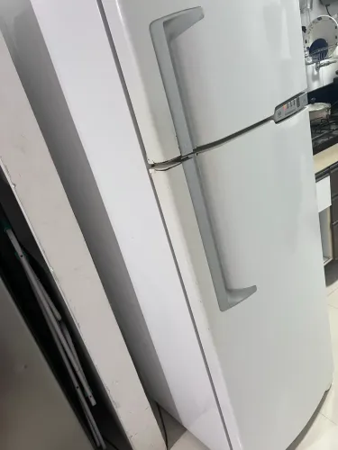 Geladeira Brastemp 360L