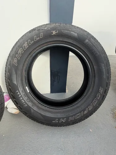 Pneu Pirelli Scorpion HT 235/65R17