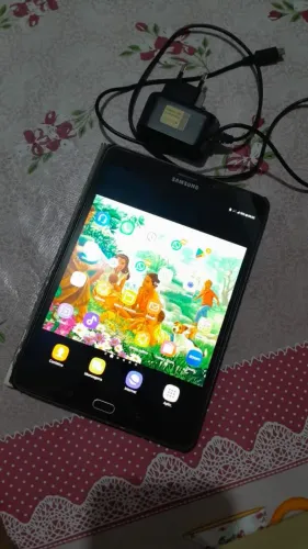 Tablet Tab S mini, 8,7 polegadas, em perfeito estado. Aparelho de idosa com pouco uso.