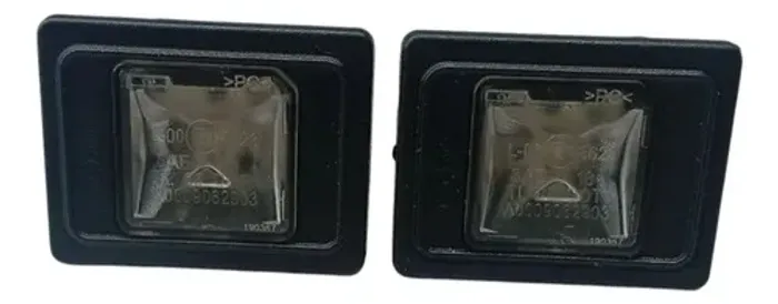 Par Luz Placa Mercedes Gla200 1.6 T 2019