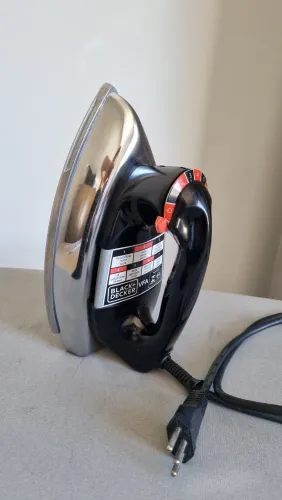 Ferro de passar black-decker