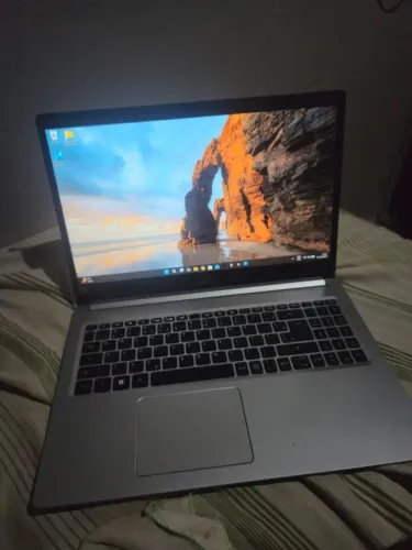 Notebook Acer Ryzen 7 5700U 