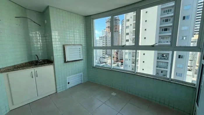 Apartamento à venda no Residencial Cannes, Centro, Balneário Camboriú