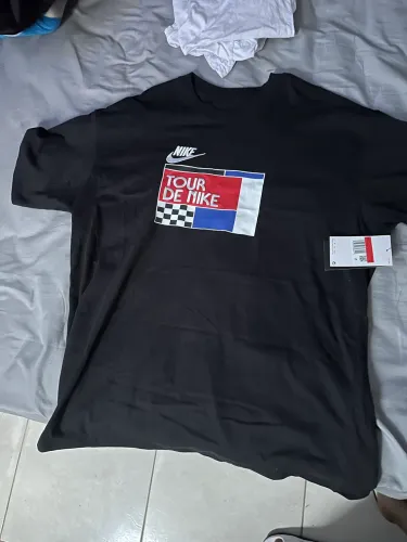 Camiseta Nike Sportswear