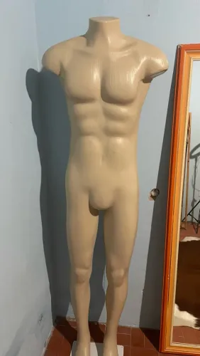 Manequim masculino 