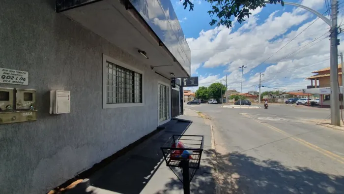 Casa para aluguel locação com 200 metros quadrados com 3 quartos + barracão Vila Morais Ca