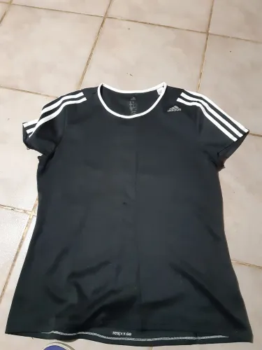 Camiseta adidas