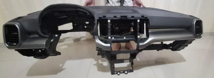 PPainel principal interno Fiat Toro 2016 a 2021